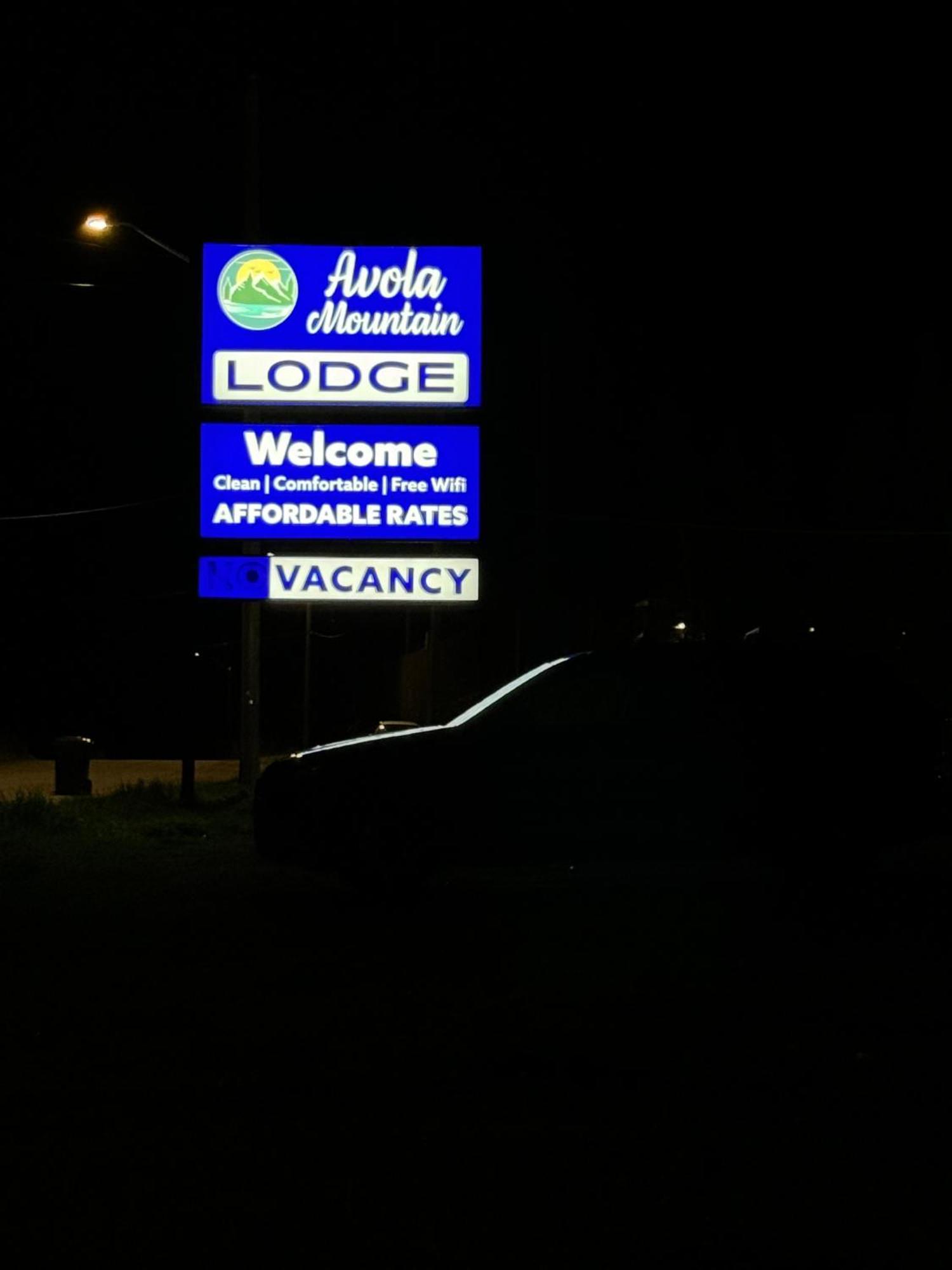 Avola Mountain Lodge מראה חיצוני תמונה